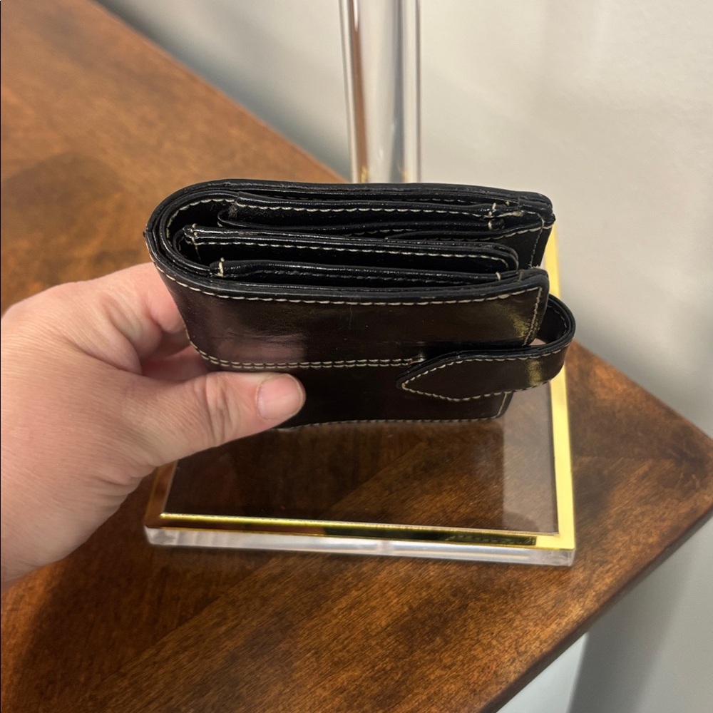 KENNETH COLE NEW YORK Black Leather Wallet - Picture 9 of 9